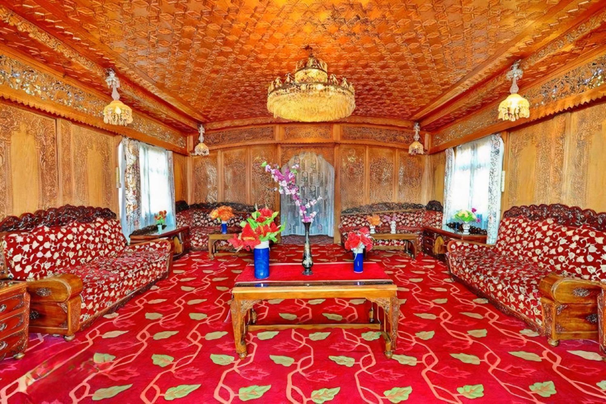 Heritage Amina Group Of Houseboats Hotell Srīnagar Eksteriør bilde